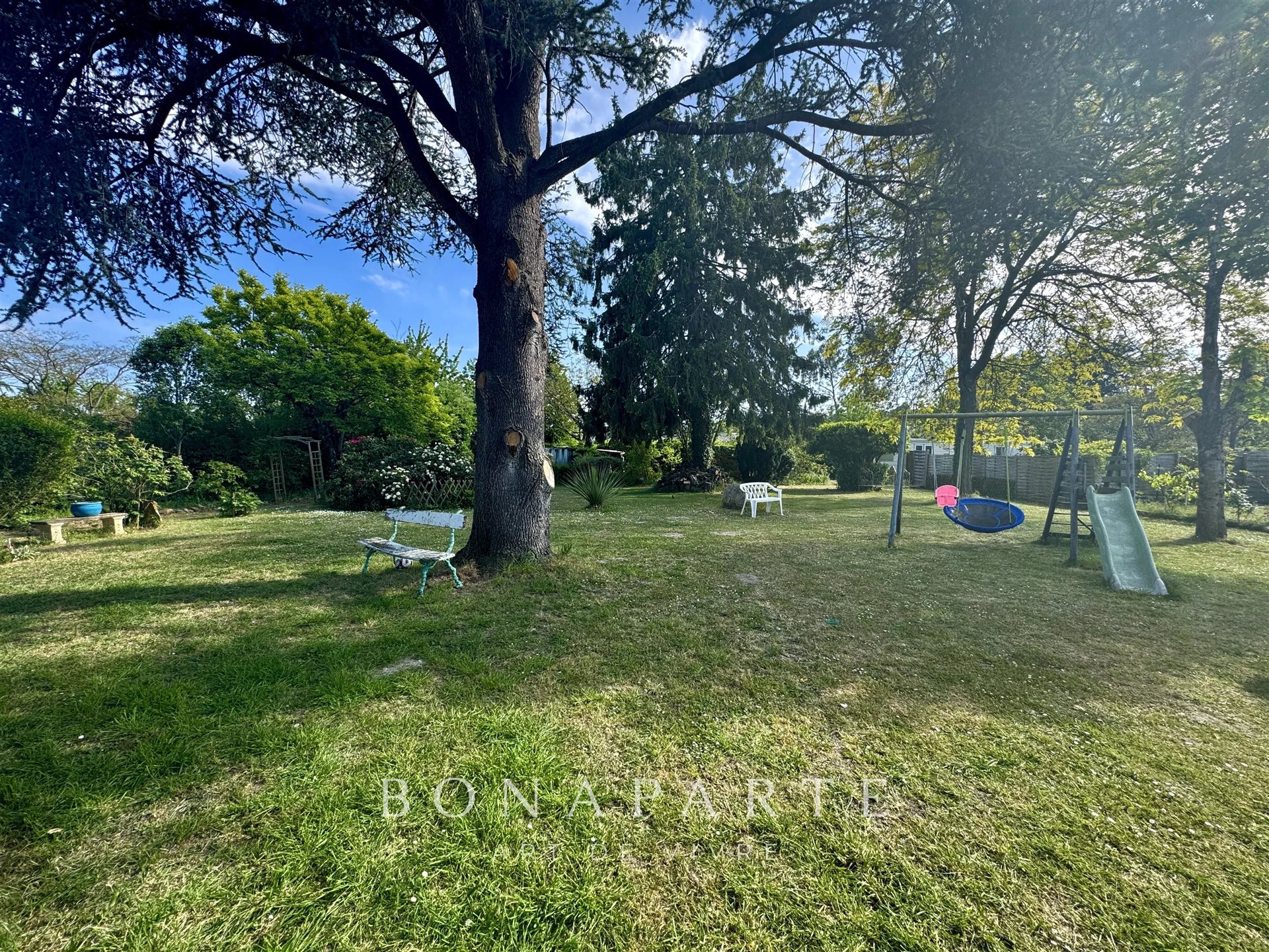 Maison à vendre, 421m², Vernoil-le-Fourrier
