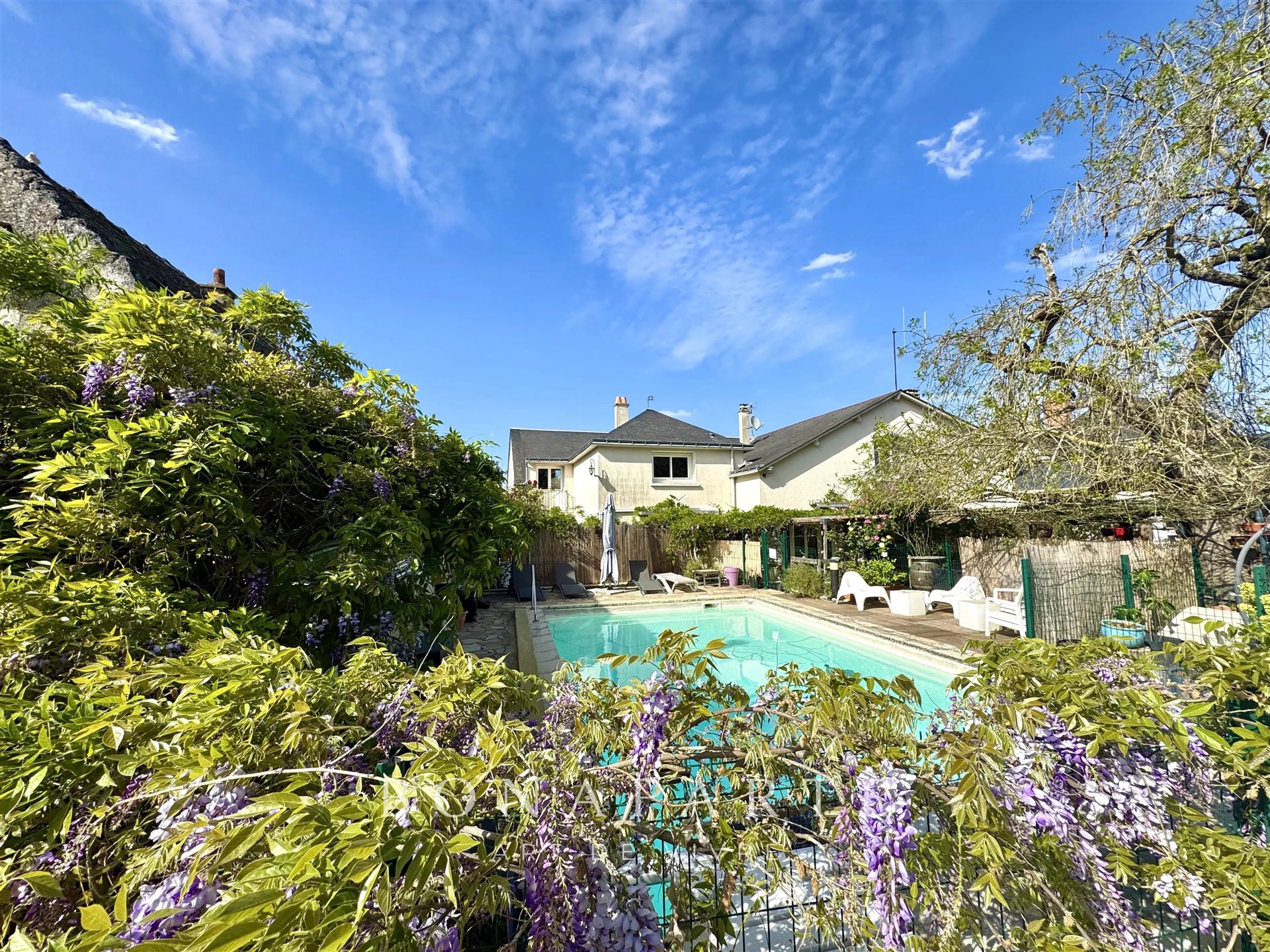 Maison à vendre, 421m², Vernoil-le-Fourrier