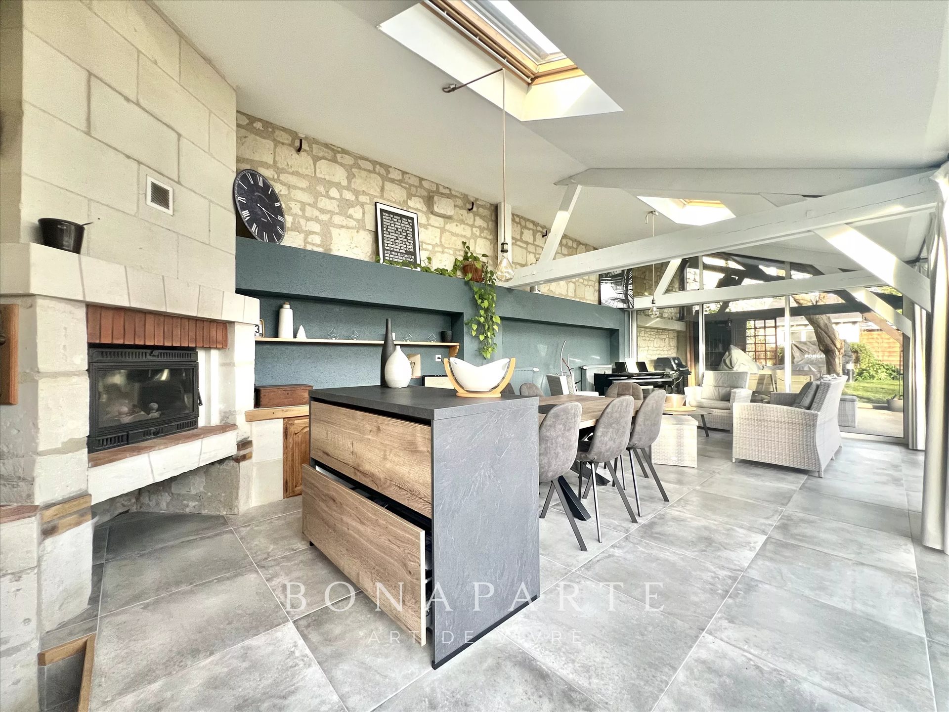Maison à vendre, 209m², Distré