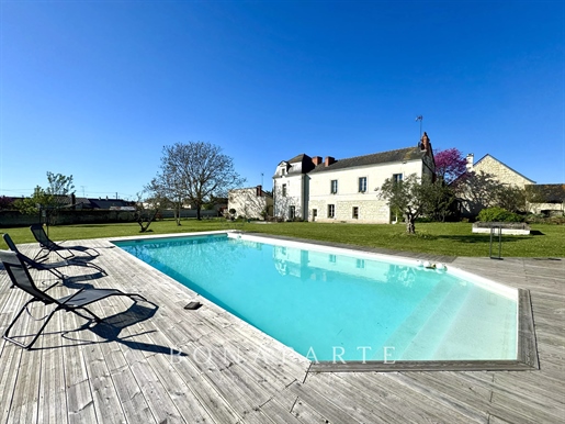 Maison 9 pièces 277 m² · à Varrains · 277 m² · 892 500 €