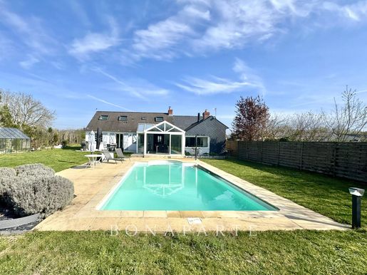 Maison 10 pièces 199 m² · à Allonnes · 199 m² · 325 500 €