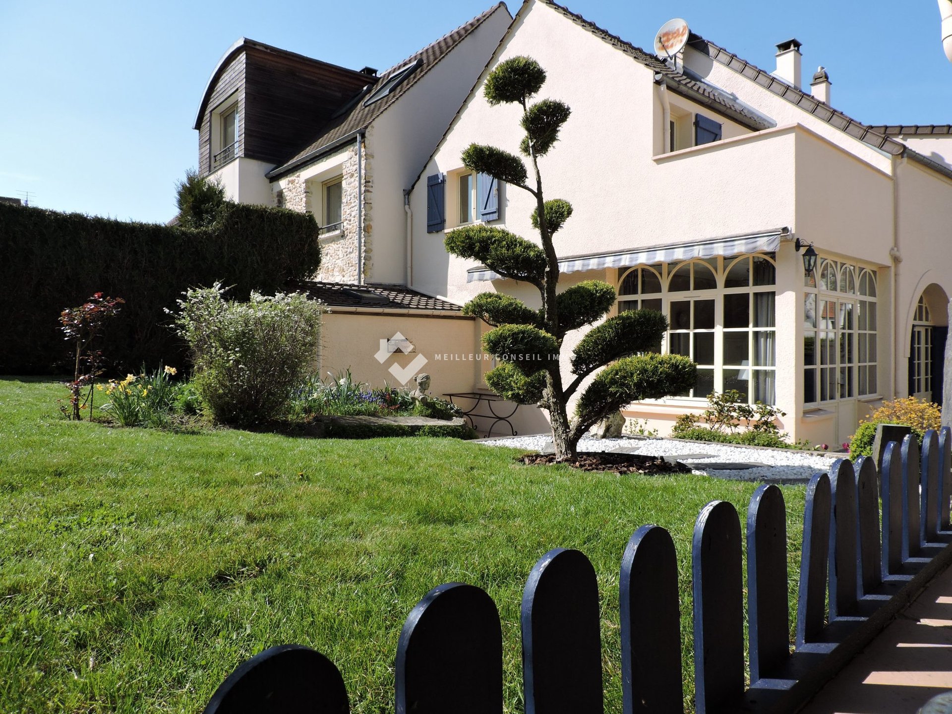 Maison à vendre, 140m², Gouvernes