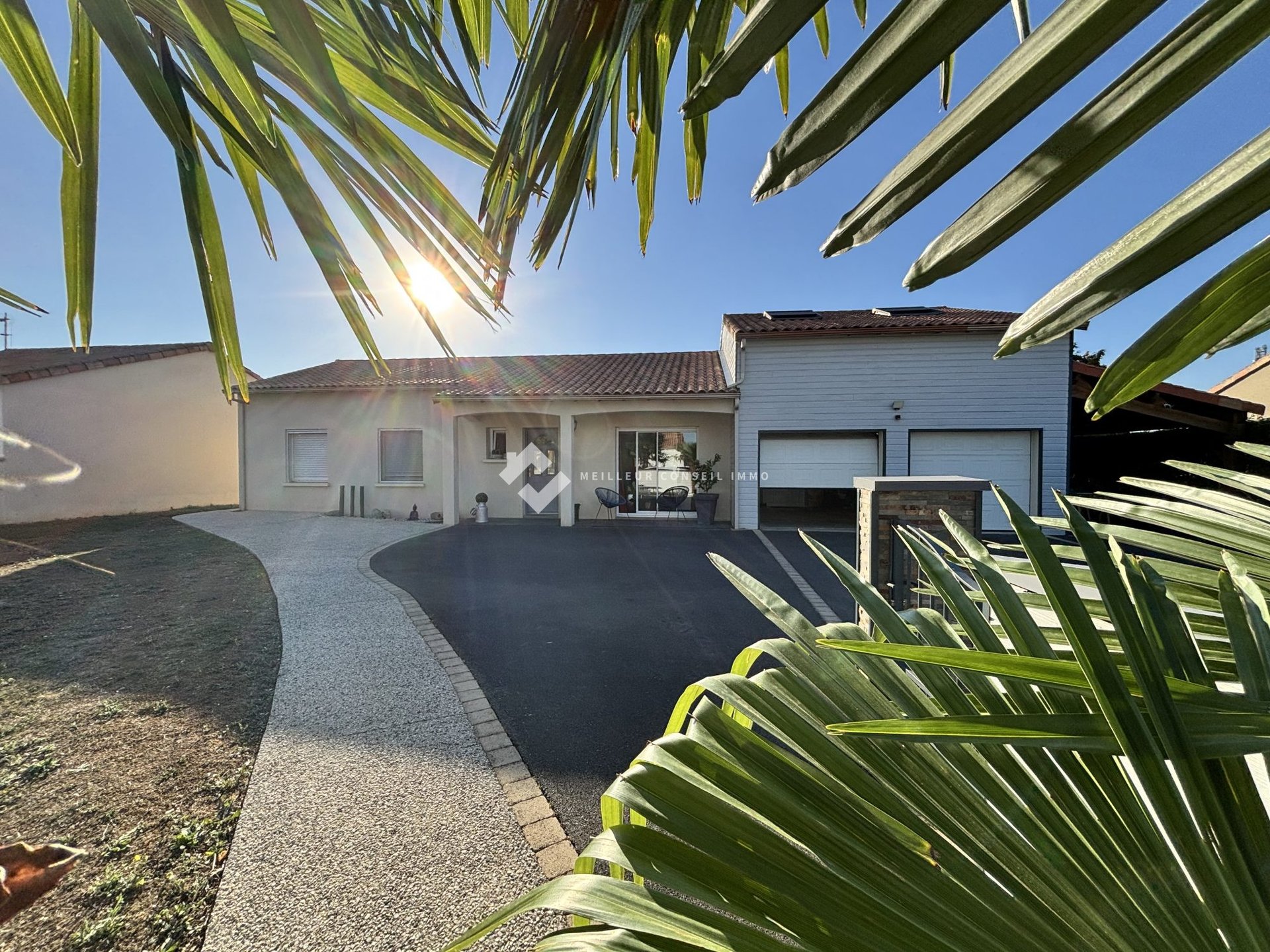 Maison à vendre, 159m², Neuville-de-Poitou