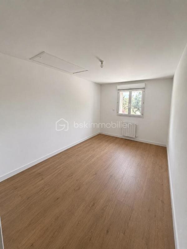 Appartement à louer, 80m², Lentilly