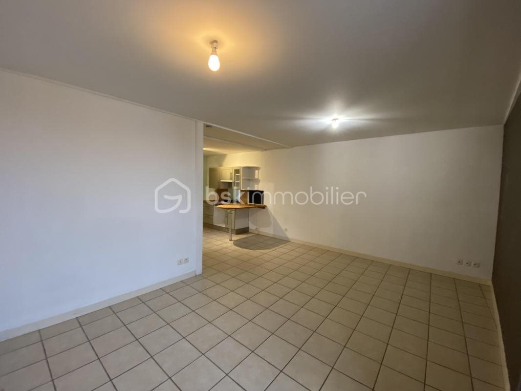 Appartement à vendre, 54m², Saint-Genis-les-Ollières