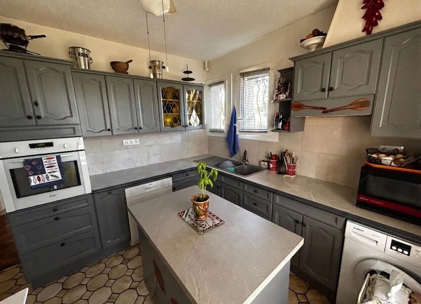 Maison à vendre, 163m², Saint-Martin-de-la-Brasque