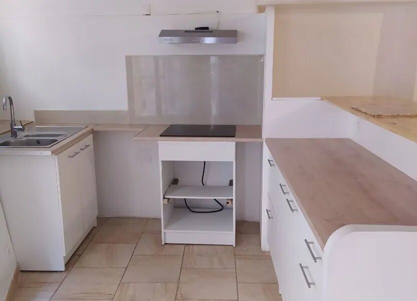 Appartement à louer, 51m², La Tour-d'Aigues