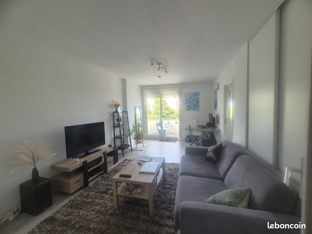 Appartement à louer, 41m², Talence
