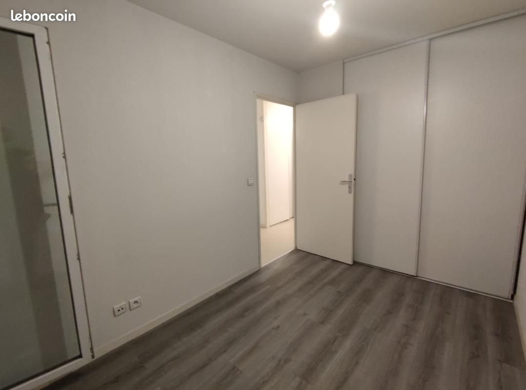Appartement à louer, 31m², Talence