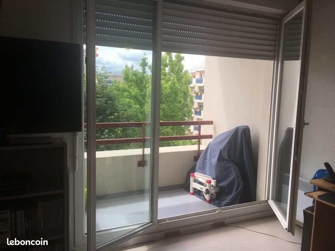 Appartement à louer, 29m², Talence