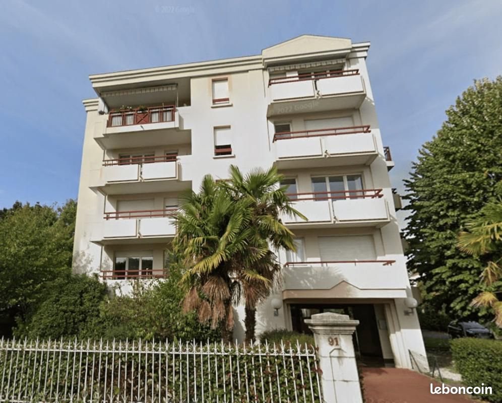 Appartement à louer, 29m², Talence