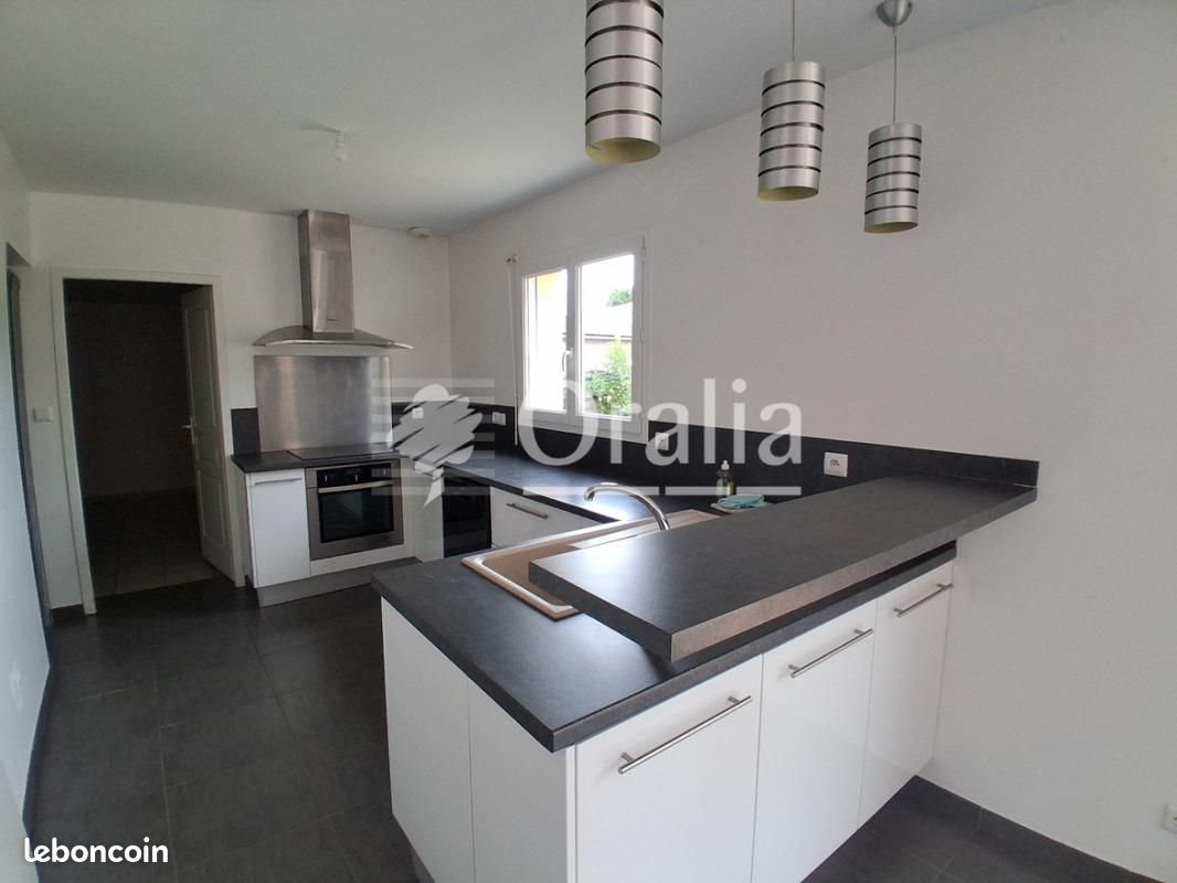Maison à louer, 97m², Pessac