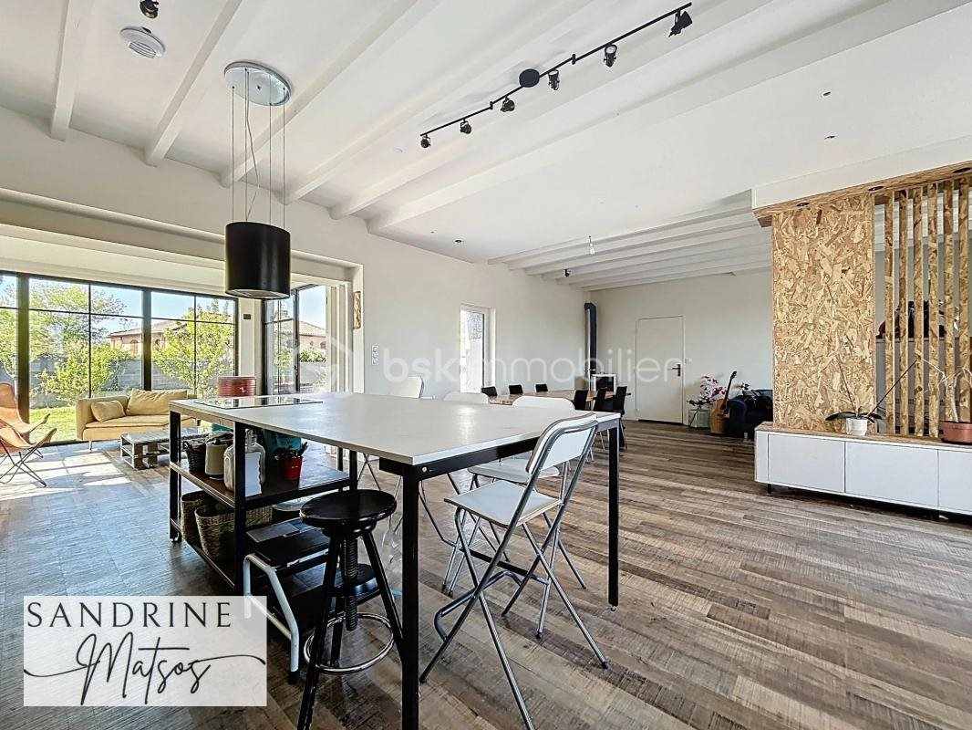 Maison à vendre, 186m², Chavanoz