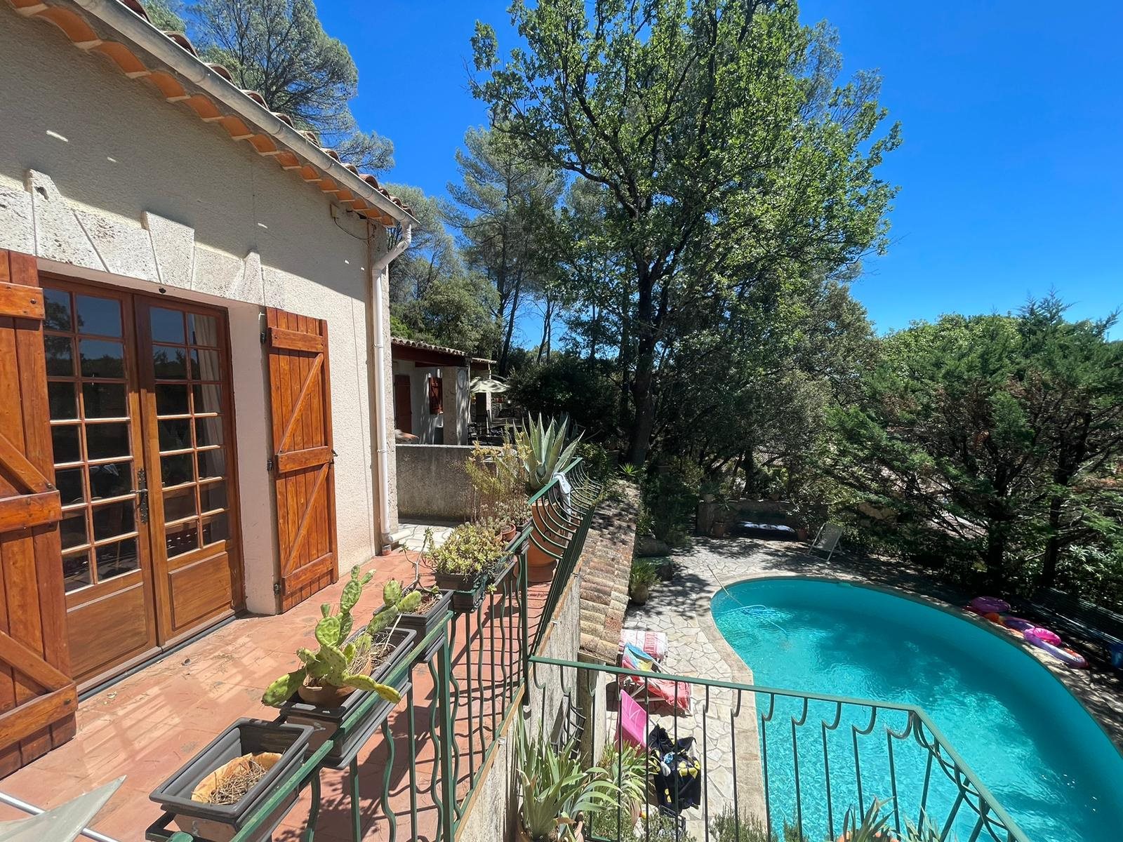Maison à vendre, 140m², Villecroze