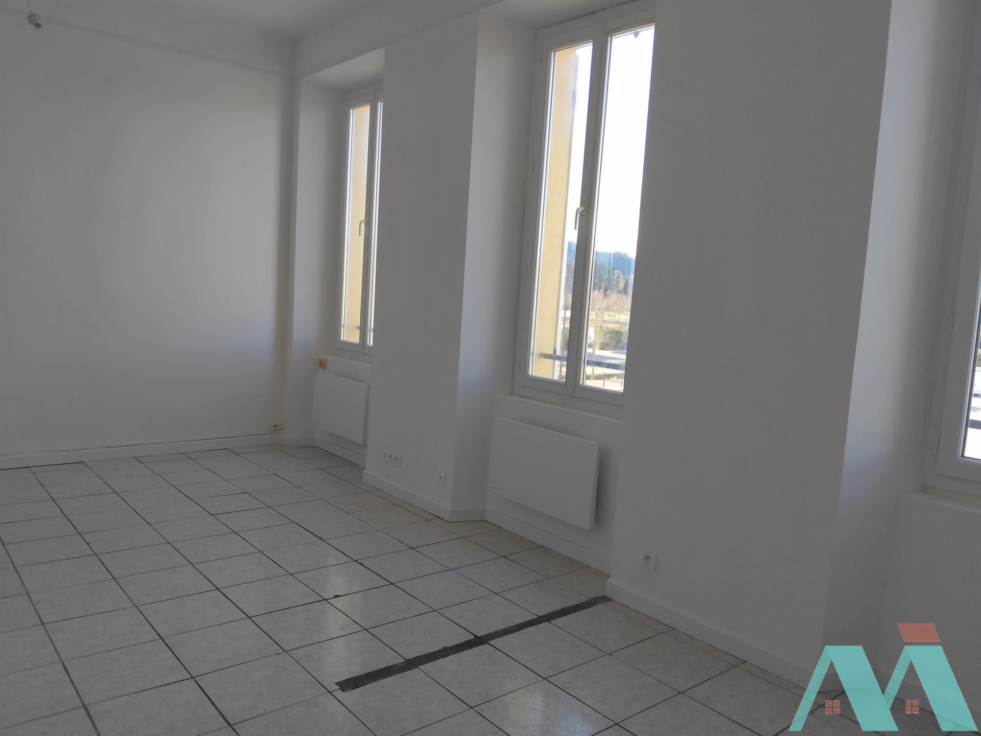 Appartement à louer, 28m², Vidauban