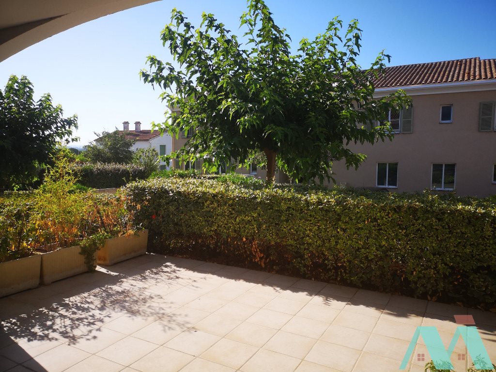 Appartement à louer, 45m², Lorgues
