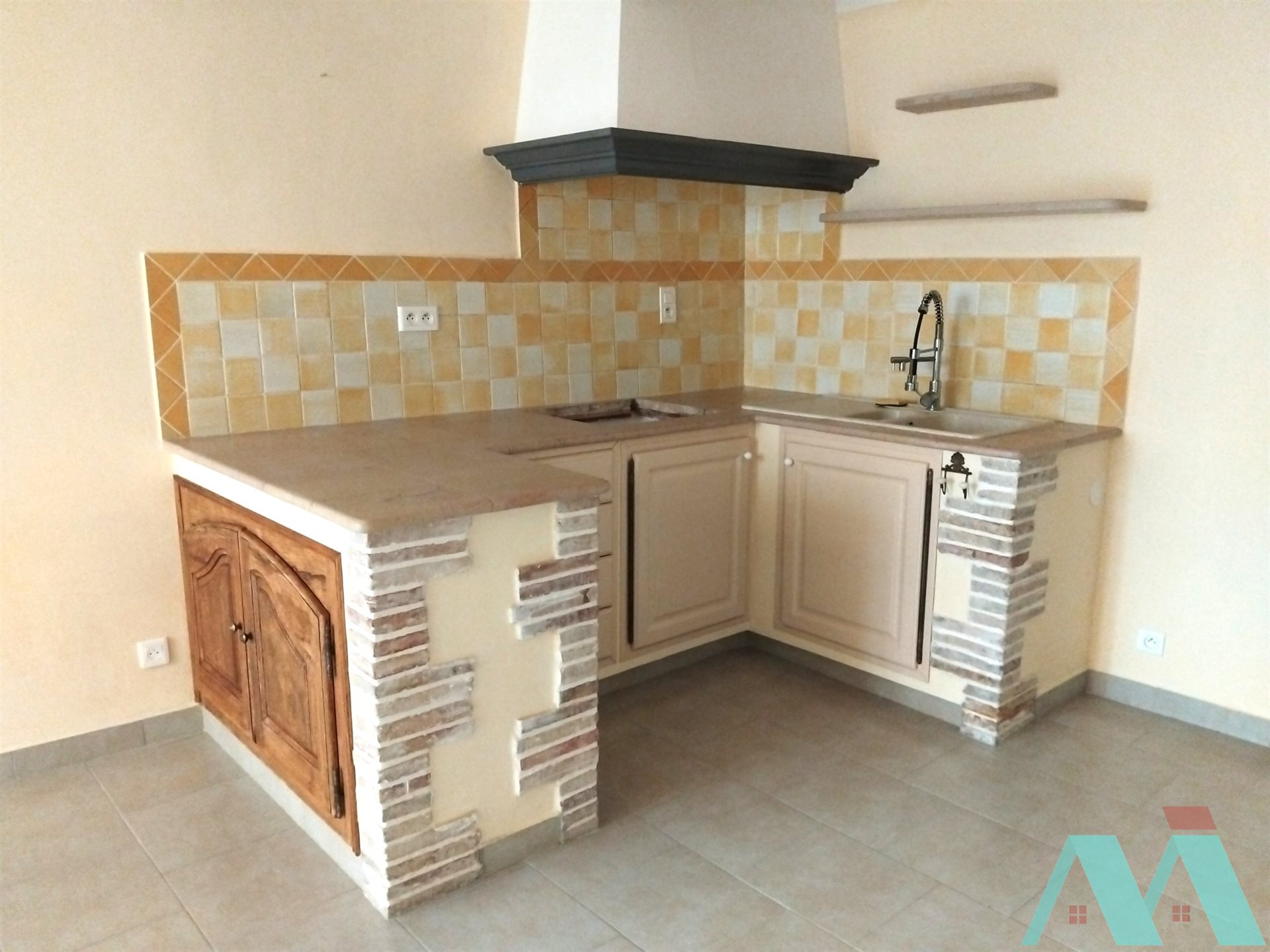 Appartement à louer, 76m², Lorgues