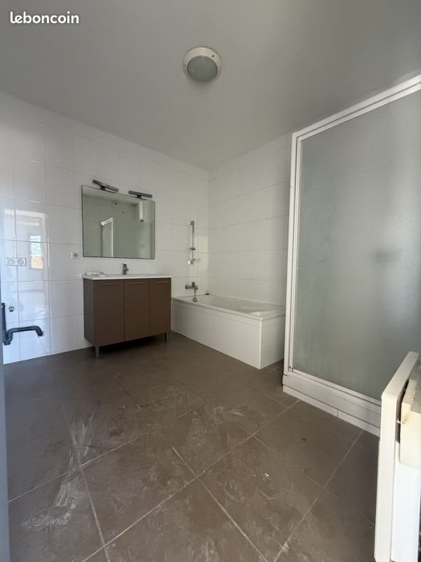 Appartement à vendre, 73m², Lunel-Viel