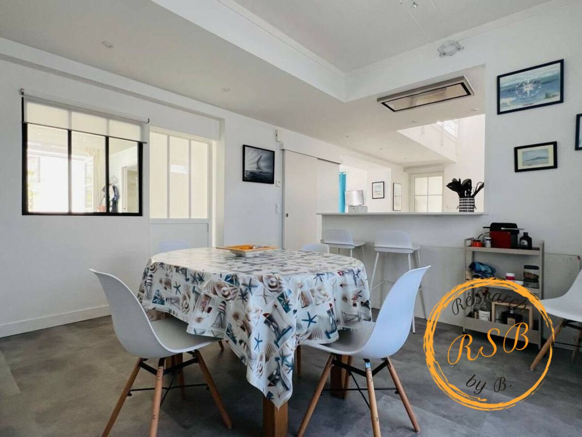 Maison à vendre, 131m², Rivedoux-Plage