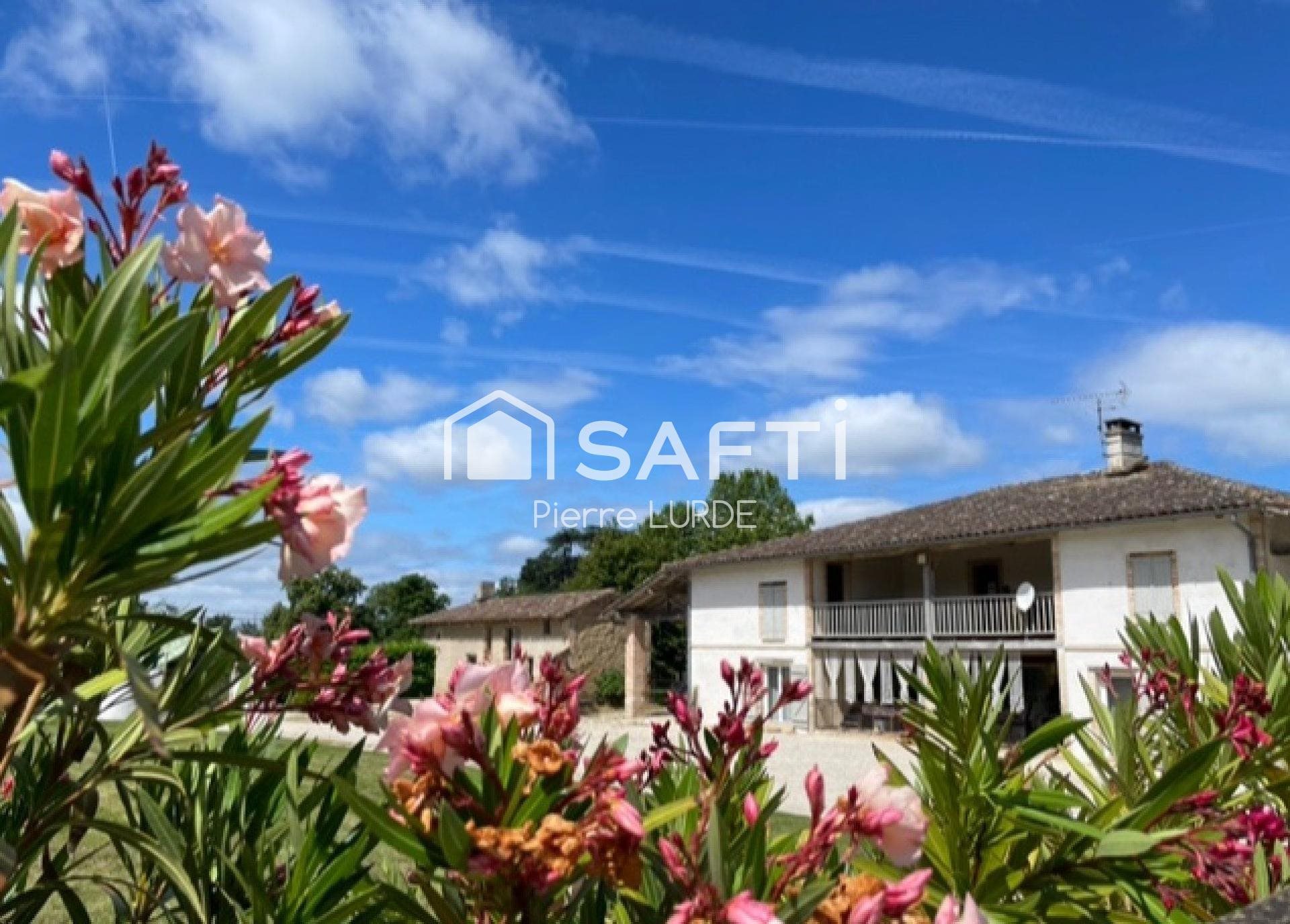 Maison à vendre, 380m², Saint-Etienne-de-Tulmont