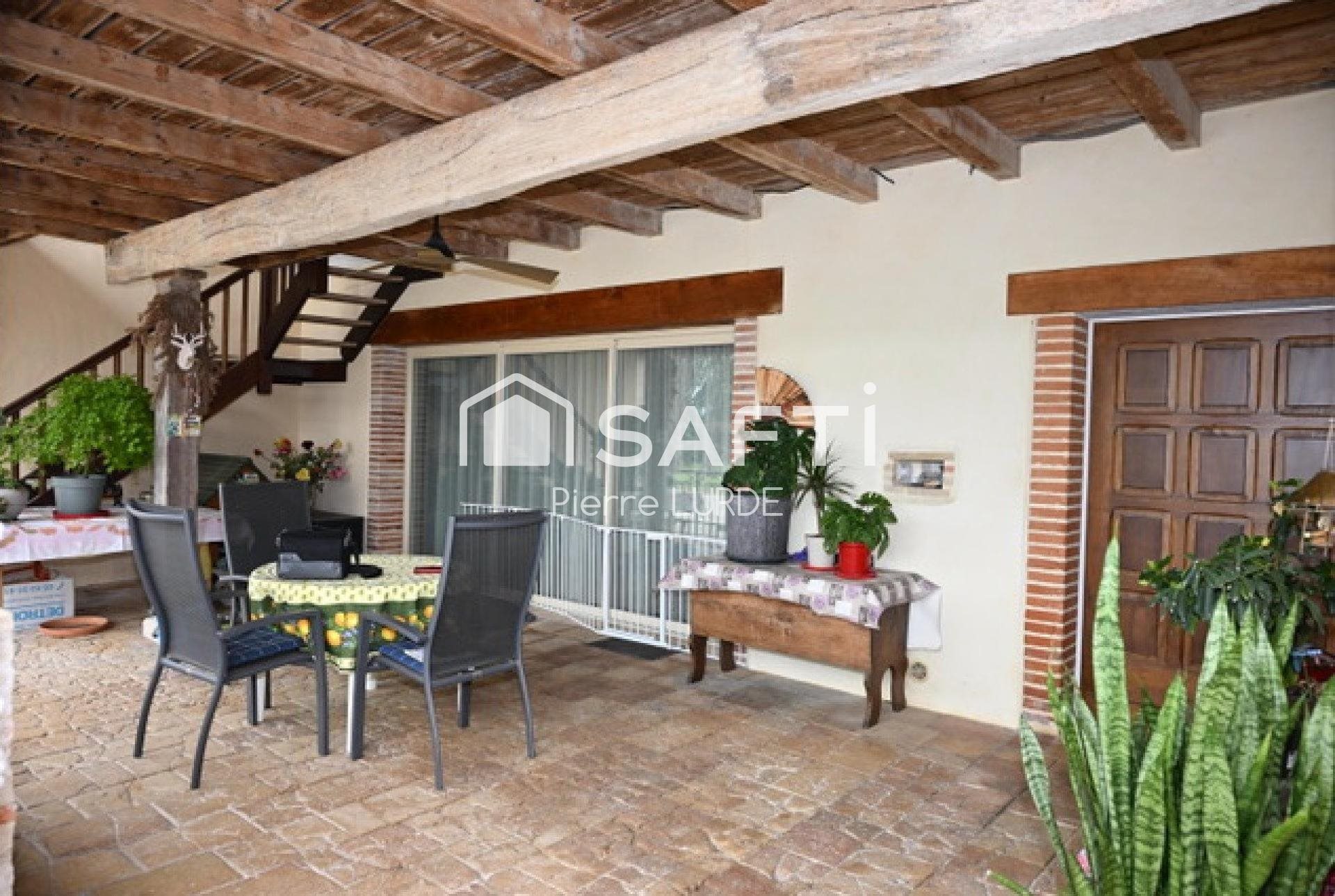 Maison à vendre, 380m², Saint-Etienne-de-Tulmont