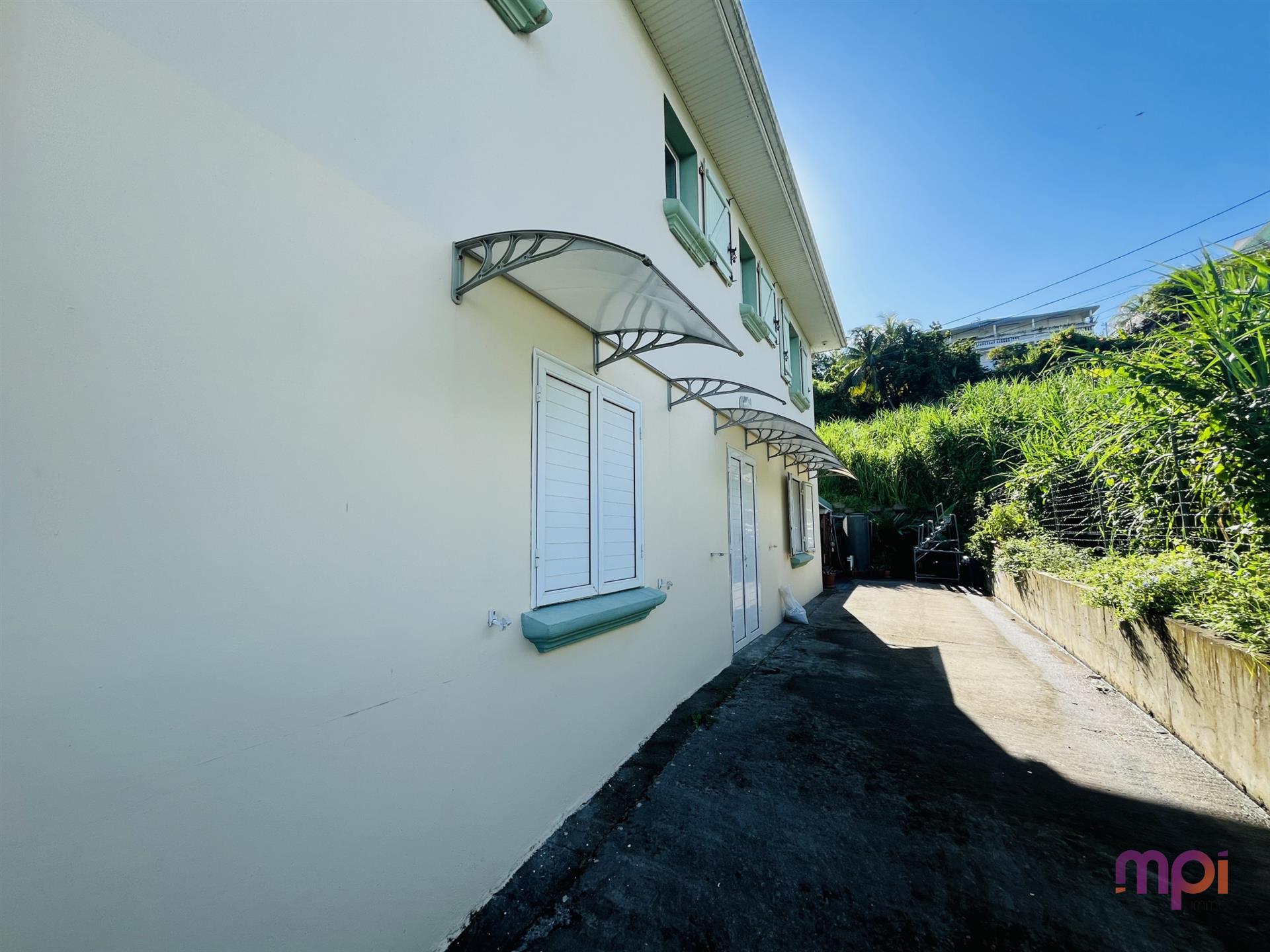 Maison à vendre, 250m², Le Lamentin