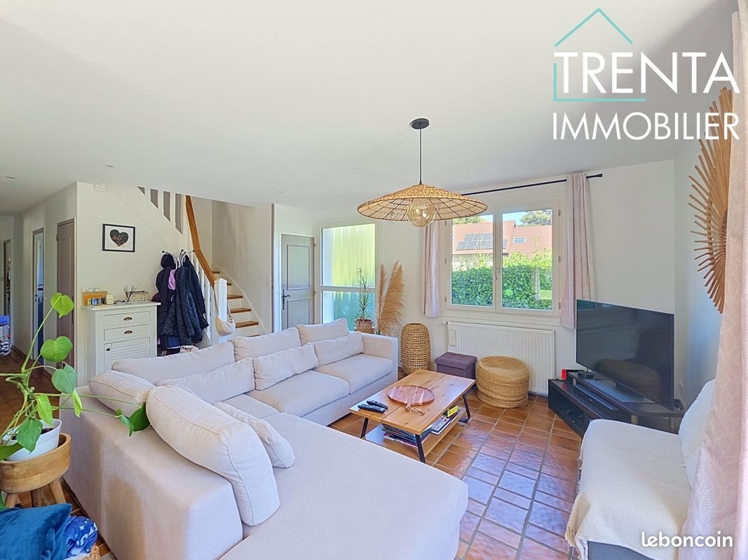 Maison à vendre, 160m², Massieu