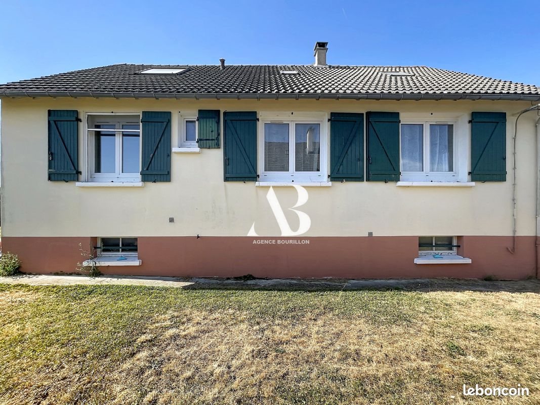 Maison à vendre, 133m², Clos-Fontaine