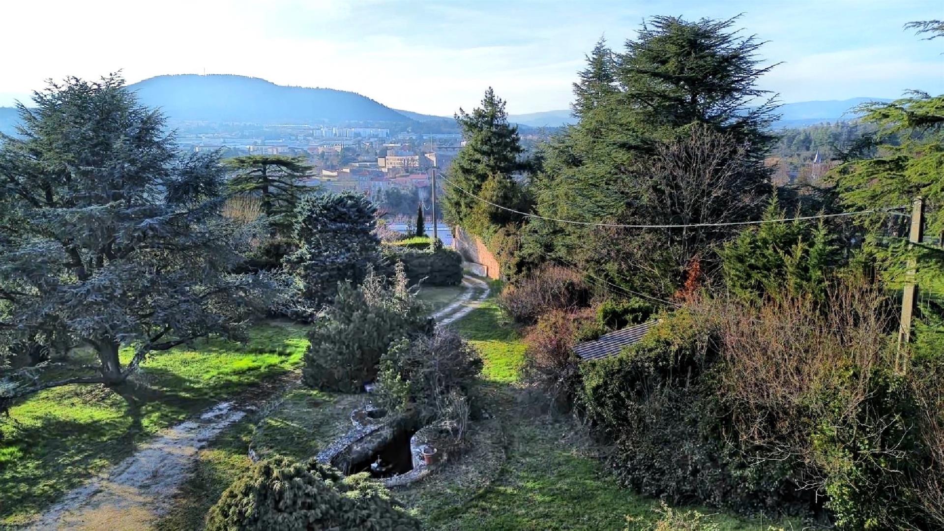 Maison à vendre, 175m², Annonay