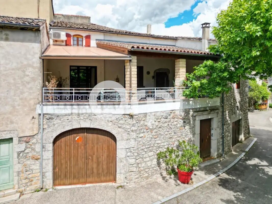 Maison à vendre, 118m², Vogüé