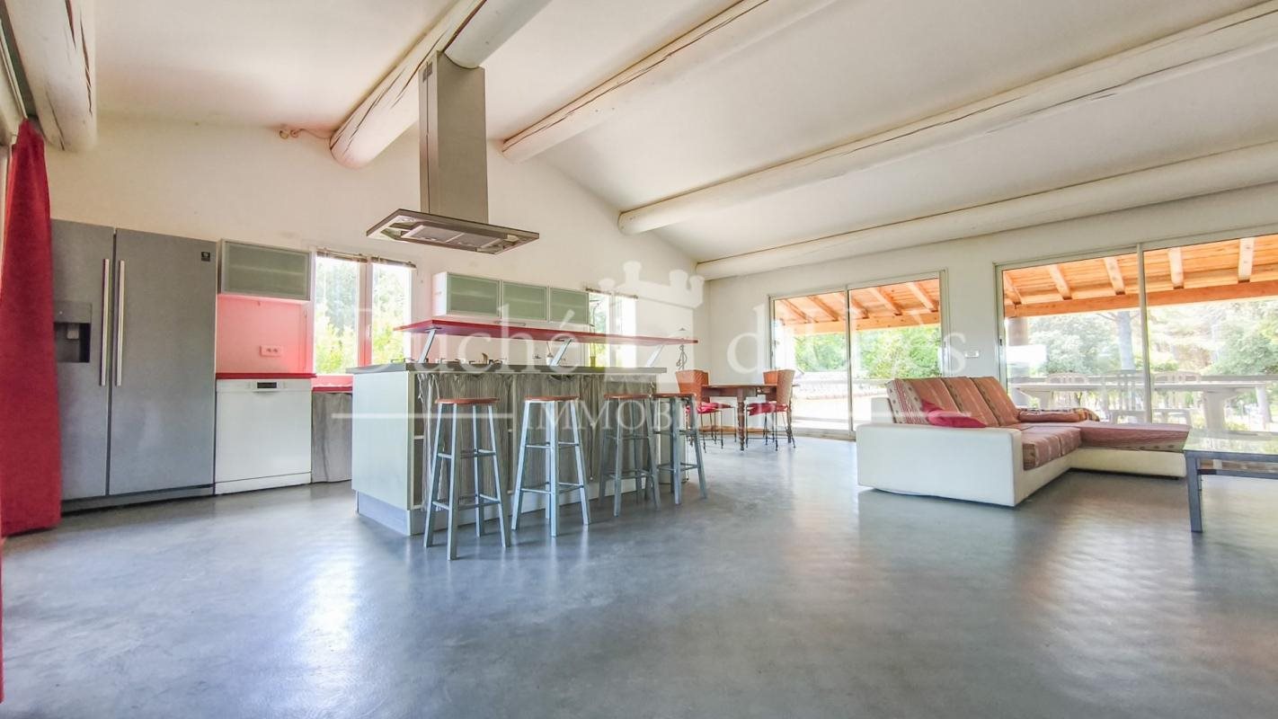 Maison à vendre, 156m², Uzès