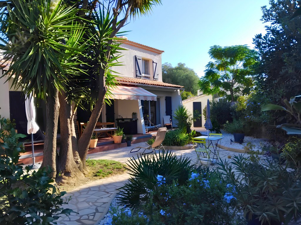 Maison à vendre, 118m², Hyères
