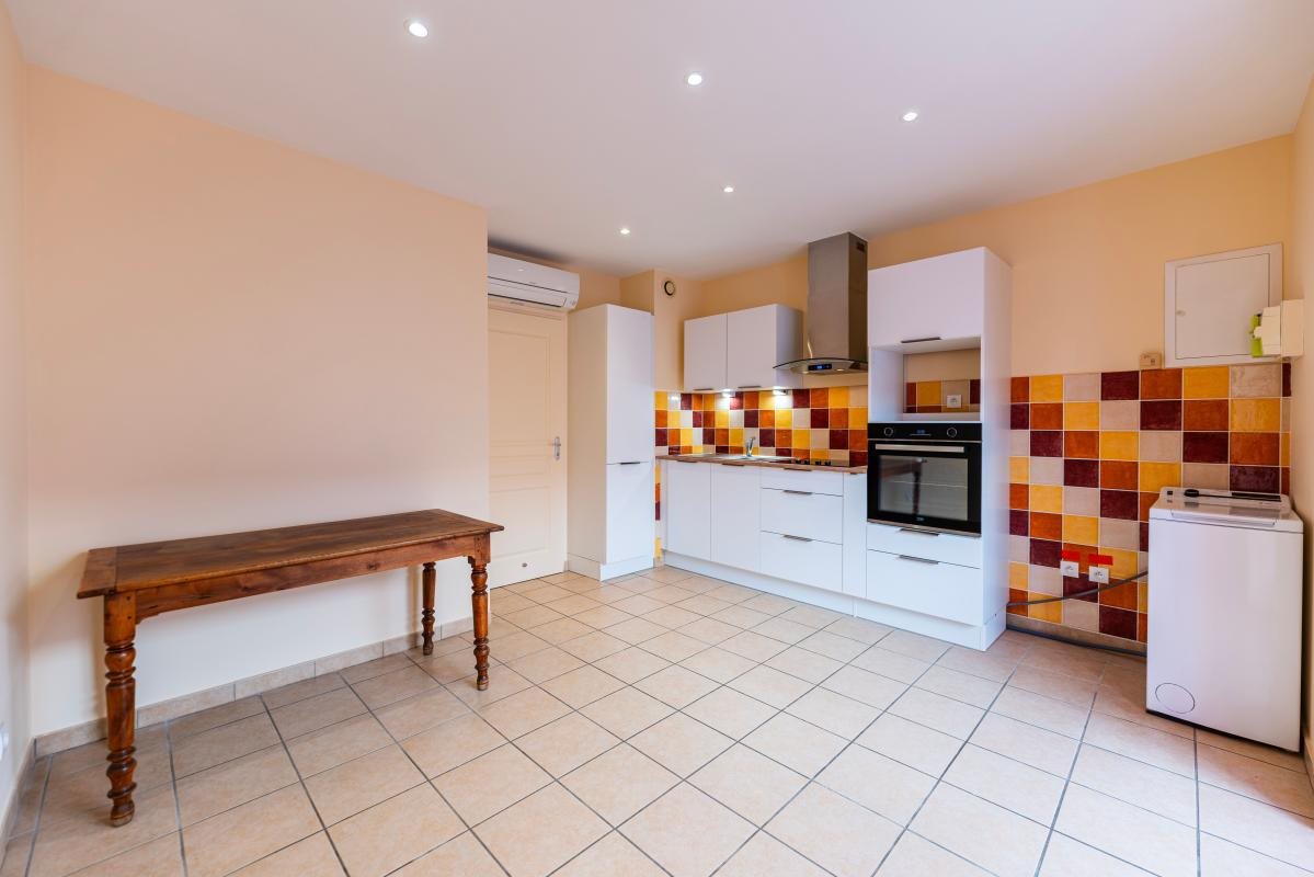 Appartement à louer, 25m², Lussas