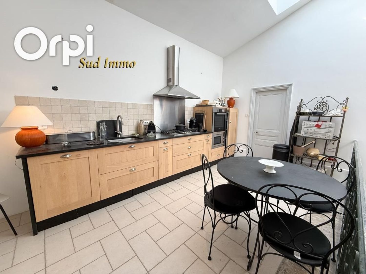 Maison à vendre, 250m², Villeneuve-de-Berg