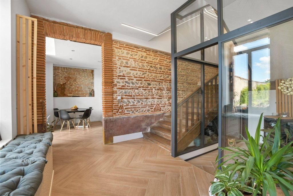 Maison à vendre, 310m², Montesquieu-Volvestre