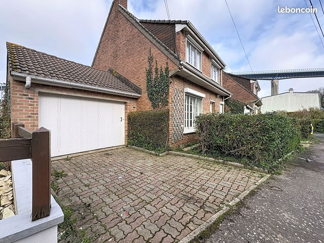 Maison à vendre, 118m², Saint-Léonard