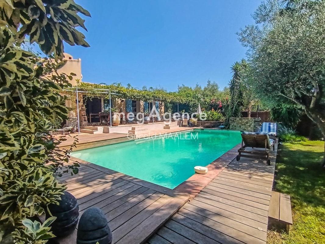 Maison à vendre, 170m², Grimaud