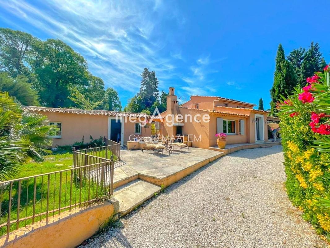 Maison à vendre, 204m², Roquebrune-sur-Argens