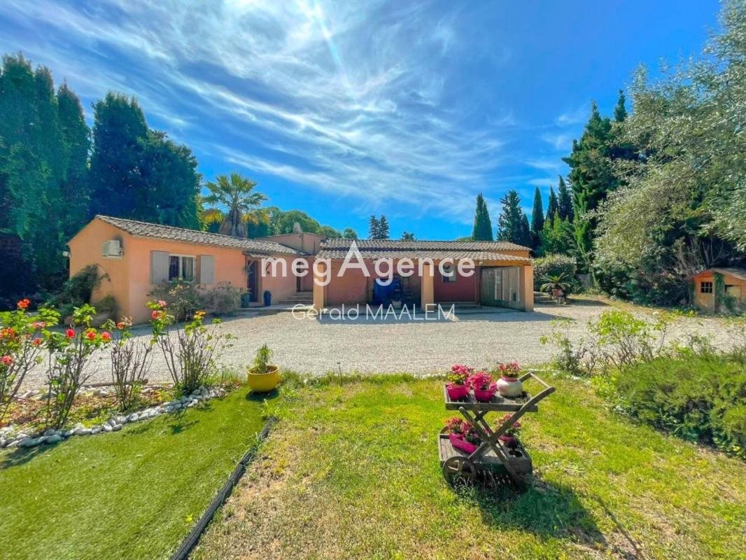 Maison à vendre, 204m², Roquebrune-sur-Argens