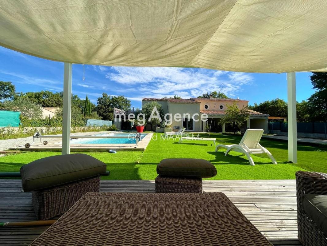 Maison à vendre, 350m², Régusse