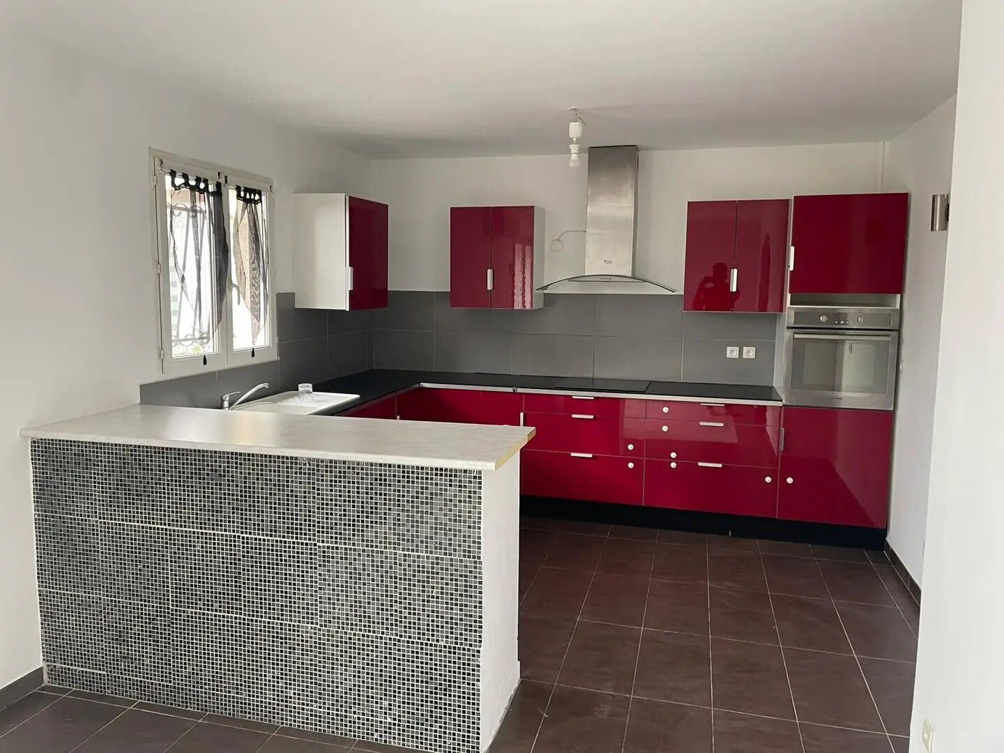 Appartement à louer, 66m², Monteux