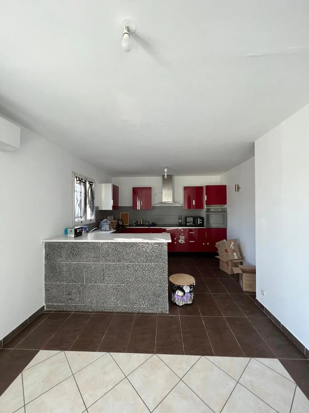 Appartement à louer, 66m², Monteux