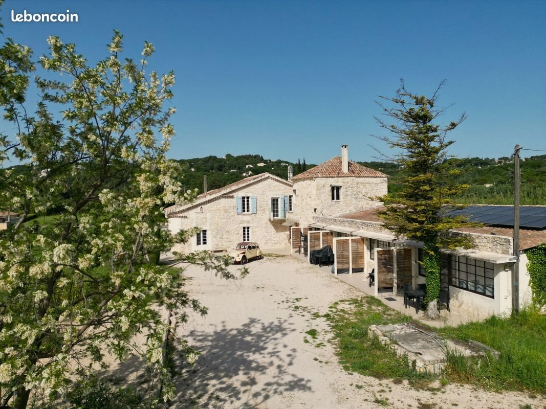 Maison à vendre, 589m², Rochefort-du-Gard
