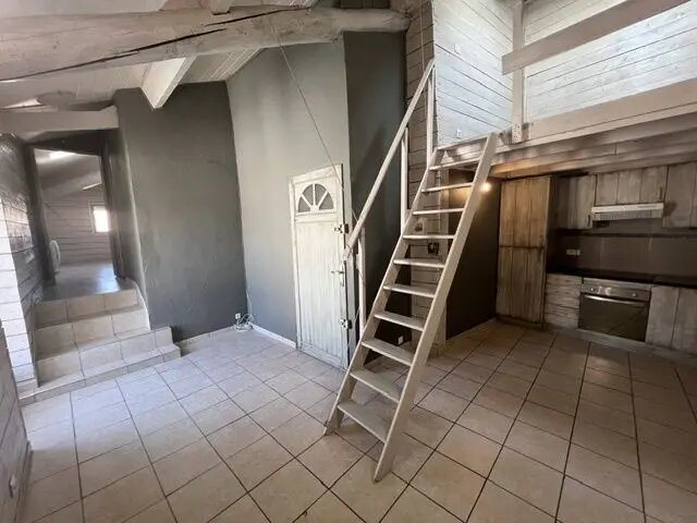 Appartement à louer, 33m², Lirac