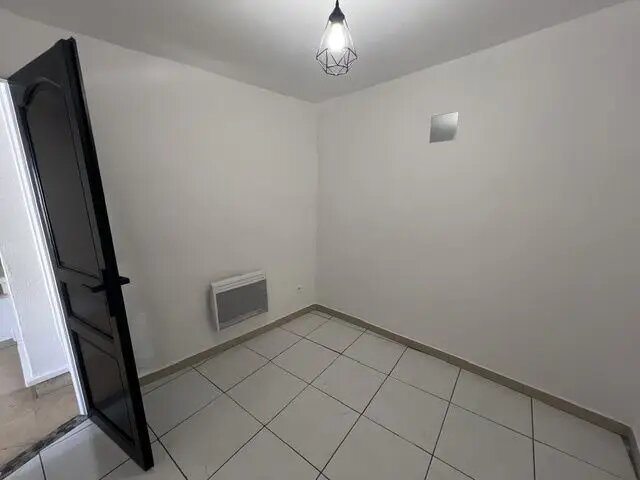 Appartement à louer, 25m², Lirac