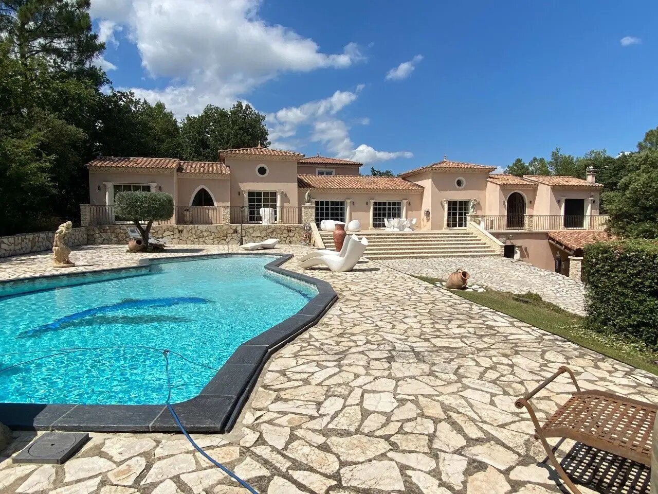 Maison à vendre, 240m², Saint-Laurent-des-Arbres