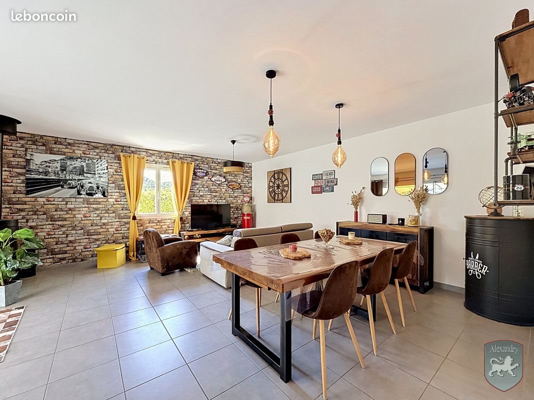 Maison à vendre, 125m², Saint-Laurent-des-Arbres