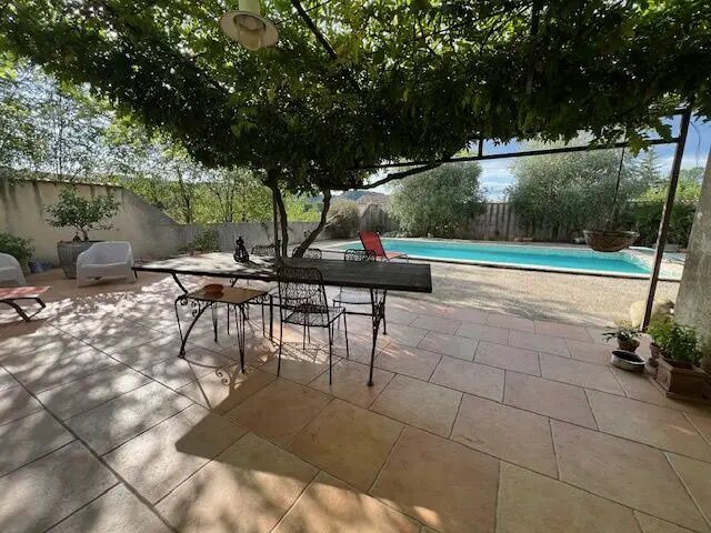 Maison à vendre, 131m², Bagnols-sur-Cèze