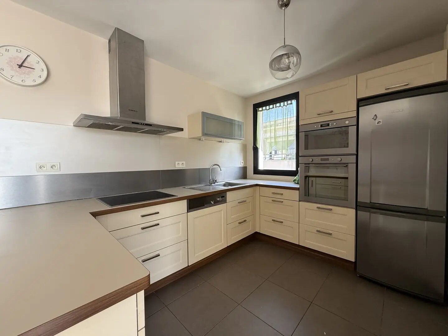 Appartement à vendre, 74m², Villeneuve-lès-Avignon