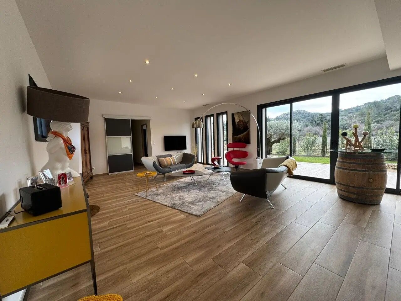Maison à vendre, 146m², Tavel